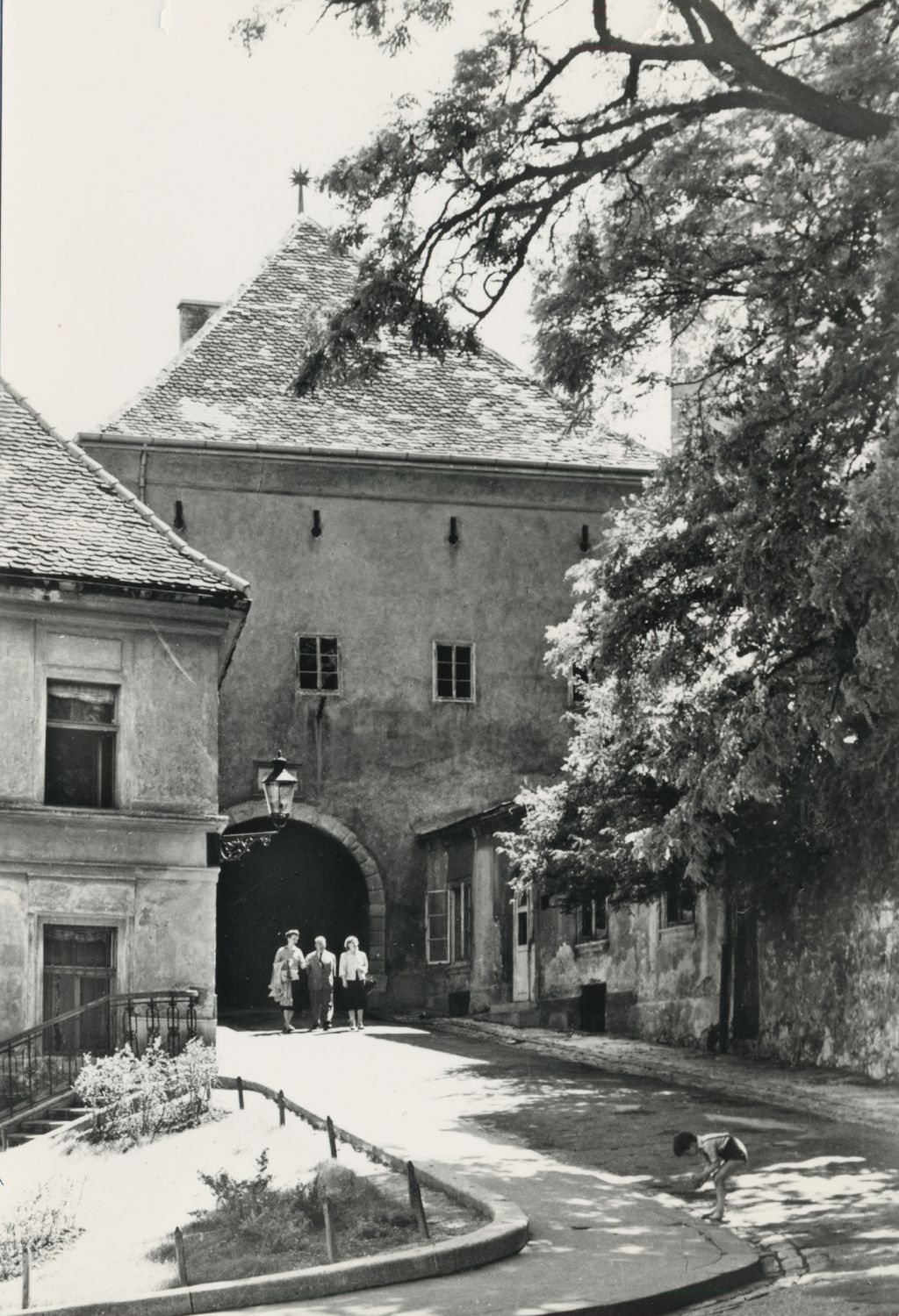 Kamenita vrata oko 1960. godine (Foto Tošo Dabac)
